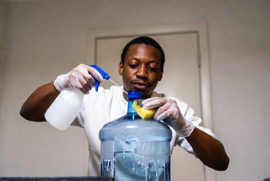 using bleach to clean 5 gallon water jugs