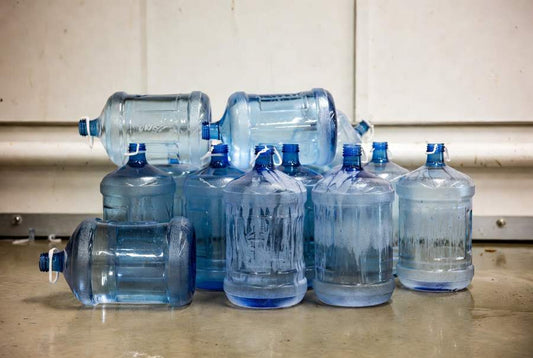 plastic 5 gallon water jugs and glass water jugs needs to be cleaned