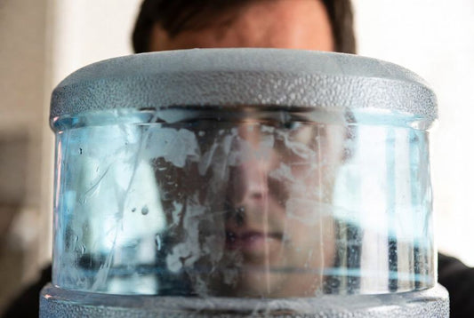 bacteria building up in dirty 5 gallon water jug that has to be cleaned
